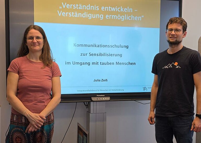 Artikel_Kommunikation_ohne_Barrieren__Einblick_in_die_Welt_der_Gebärdensprache.jpeg  
